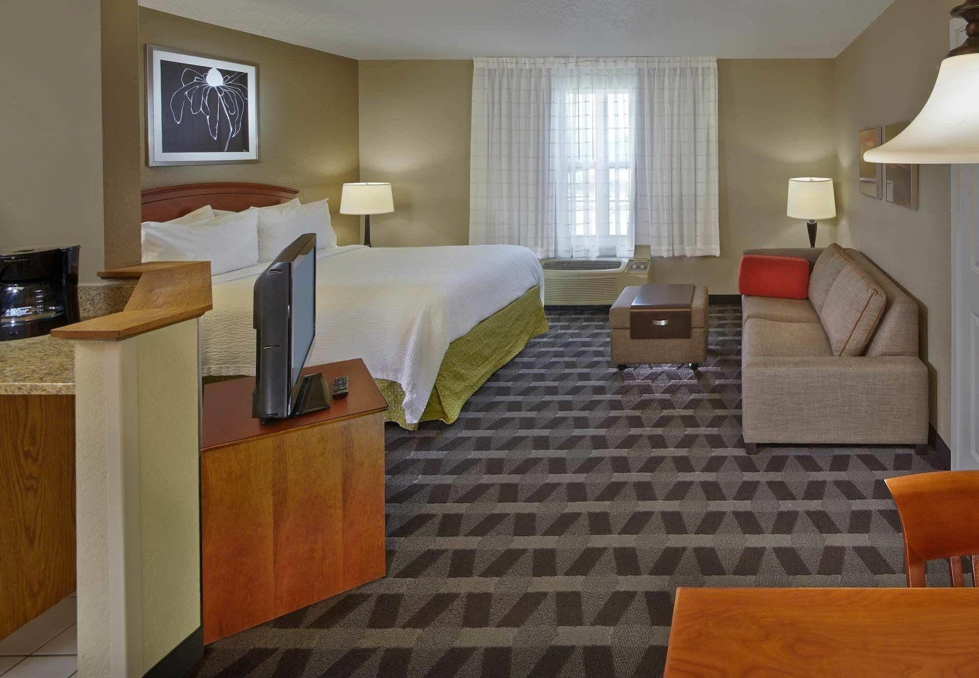 Towneplace Suites By Marriott St. Petersburg Clearwater Exteriör bild