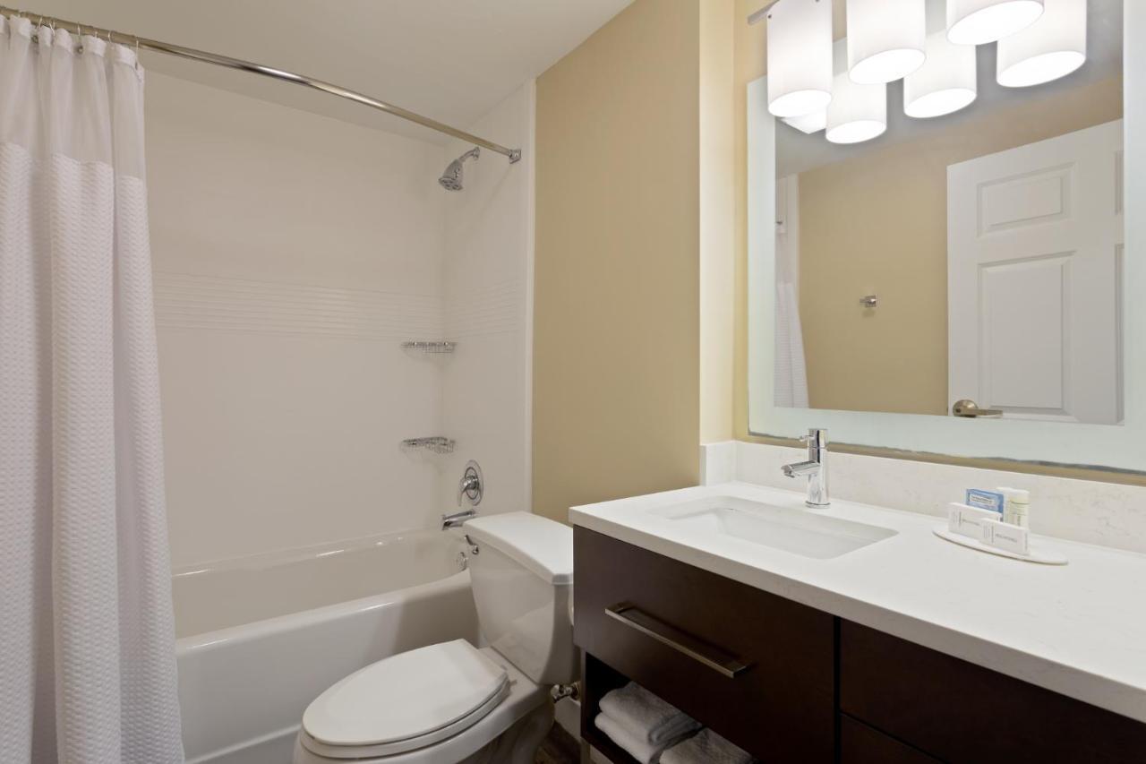 Towneplace Suites By Marriott St. Petersburg Clearwater Exteriör bild