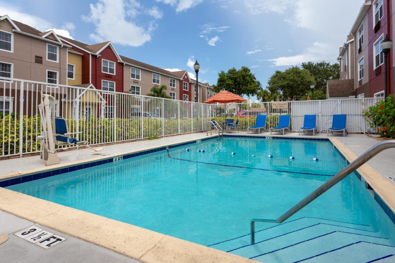 Towneplace Suites By Marriott St. Petersburg Clearwater Exteriör bild